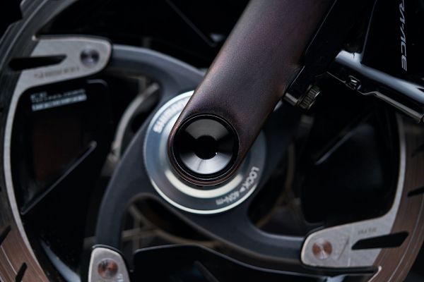 gallery Specialized Aethos, casseur de codes et de KOM