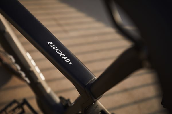 gallery Backroad + : Rose électrifie son gravel