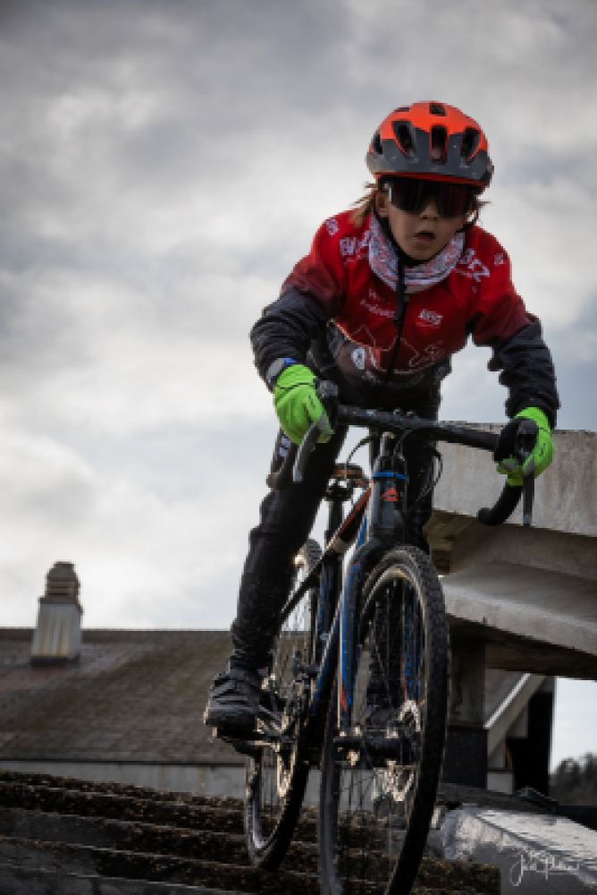 gallery Moussa Cross : le cyclo-cross s’invite à la montagne !