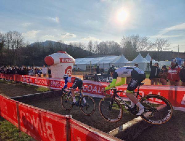 gallery CX : MVDP triomphe à Besançon