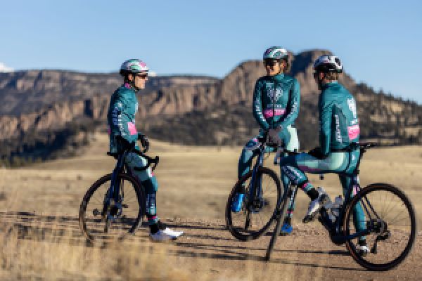 gallery WTB x Pivot s&#39;allient pour une team Gravel