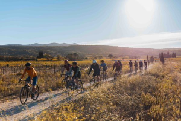 gallery Vidéo : Gravel Test Tour - Du matos, des pistes &amp; du bon vin...